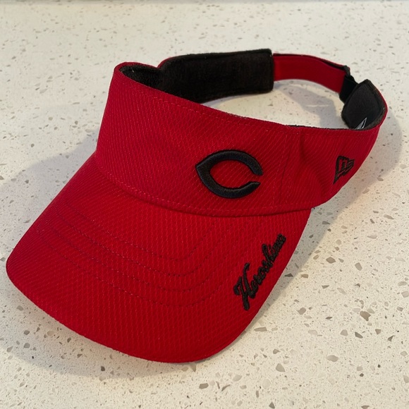 Hiroshima Carp velcro adjustable visor - Picture 1 of 10